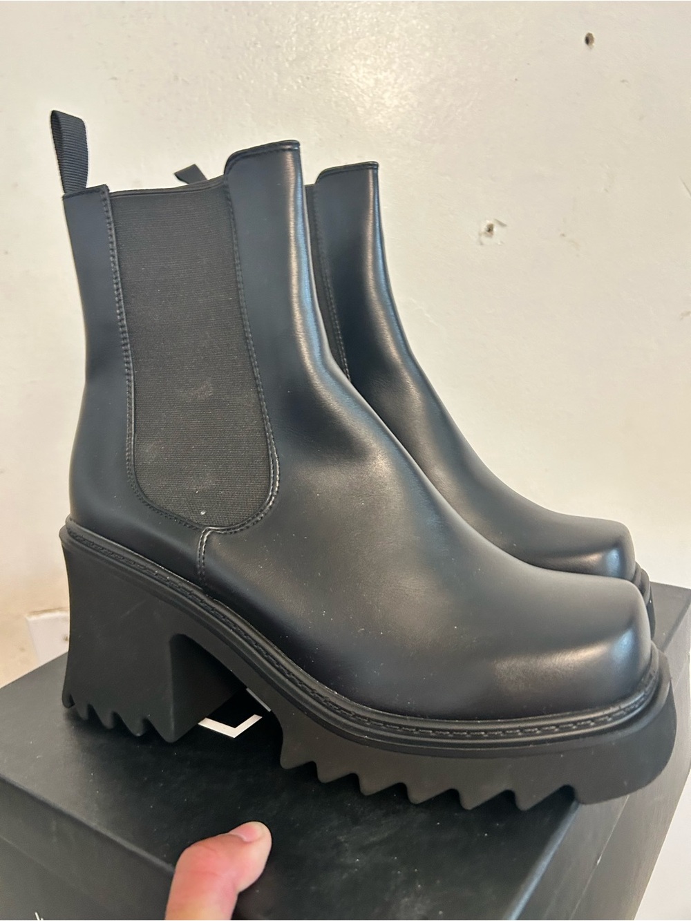 Platform Lug Chelsea Boots in Black
